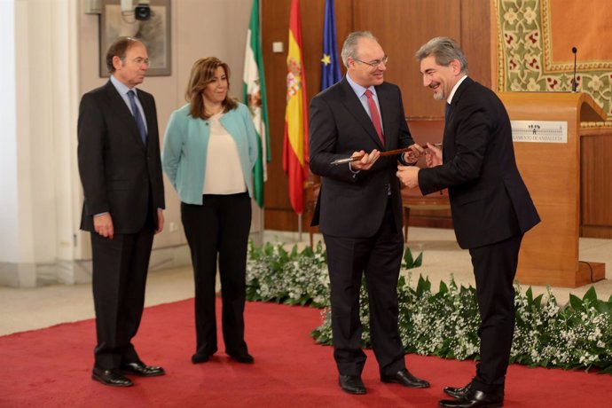 El presidente del Parlamento, Juan Pablo Durán, asume la presidencia de la Calre