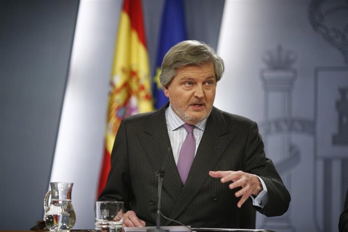 Rueda de prensa de Íñigo Méndez de Vigo tras el Consejo de Ministros