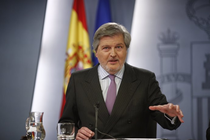 Rueda de prensa de Íñigo Méndez de Vigo tras el Consejo de Ministros