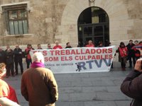 Extrabajadores de RTVV se manifiestan tras la "sentencia demoledora" de la AN y llaman al diálogo con la Generalitat