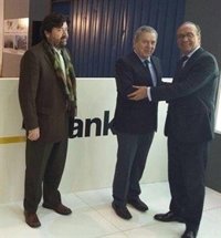 La patronal y Liberbank firmar un acuerdo para apoyar con 60 millones de euros la inversión de las empresas extremeñas