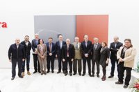 Amat traslada a la Mesa de las Infraestructuras el compromiso del Gobierno con el AVE a Vera (Almería)