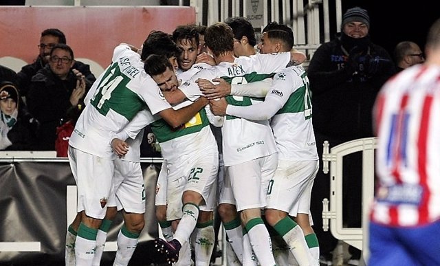 El Elche acaba con la racha del Girona