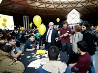 El Govern pide al Ministerio de Educación que "agilice" el convenio para pagar las becas