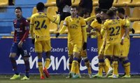 El Alcorcón frena la racha del Levante y el Valladolid se mete en 'play-off'