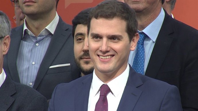 Rivera gana las primarias de Ciudadanos