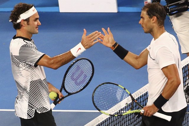 Federer y Nadal, en la final del Open de Australia.