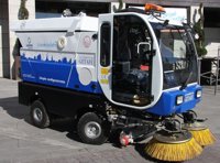 Un niño de 10 años roba una barredora de la empresa municipal de limpiezas de Getafe y conduce varios metros