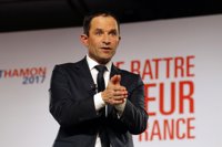 Hamon se impone a Valls en las primarias de la izquierda francesa con un 58 por ciento de votos