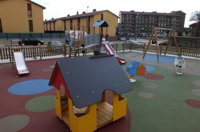 Ayuntamiento empieza a renovar 33 áreas de juegos infantiles con elementos para pequeños con diversidad funcional