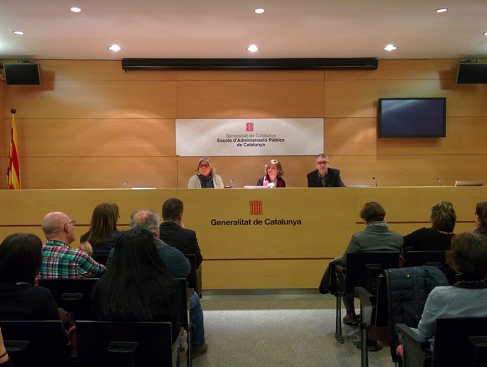 Meritxell Masó, Meritxell Borràs y Agustí Colomines en la Eapc
