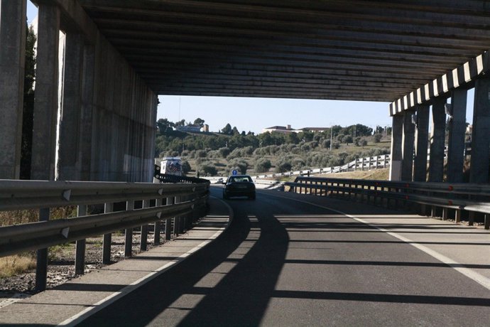 Puente, Carretera, Tráfico, Coches, Autovía, DGT, Circulación