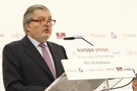 El Gobierno defenderá sus principios ante EEUU pero sin "estridencias" y "no pegando muchos gritos"