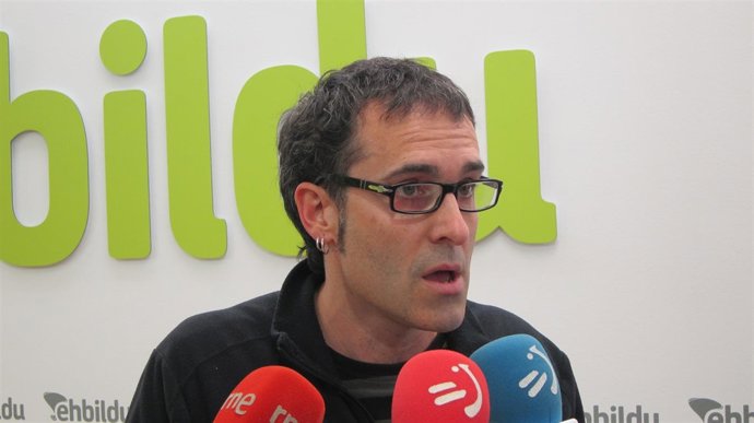 El parlamentario de EH Bildu Julen Arzuaga