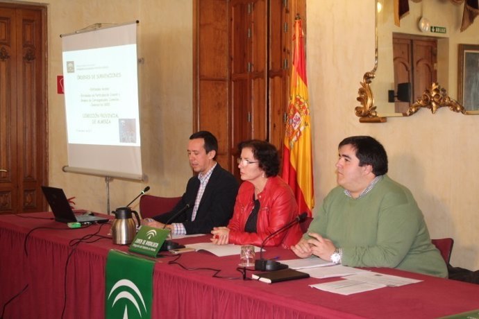 [L Comunicacion.Almeria.Dgob] Nota,Fotos Y Audios Entrega Resoluciones Iaj