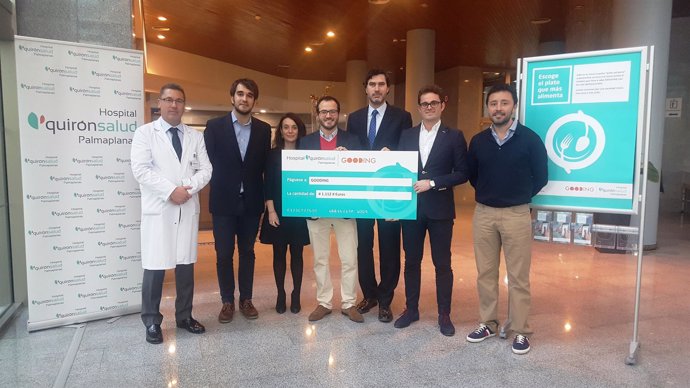 Entrega de cheque a Gooding