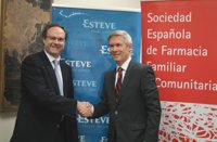 ESTEVE y SEFAC firman un convenio para implantar un plan de adherencia terapéutica en farmacia comunitaria