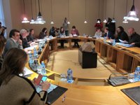 Feijóo responderá sobre industria del automóvil, el AVE y su actuación política ante Madrid