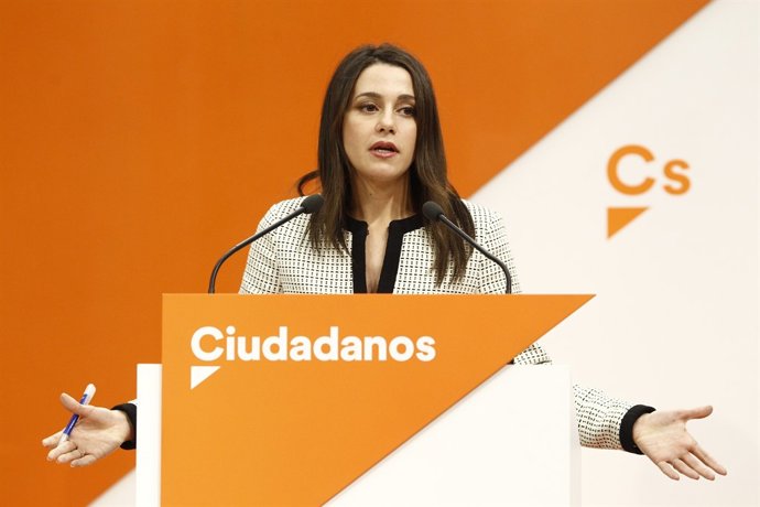 Inés Arrimadas ofrece una rueda de prensa tras la reunión de la Ejecutiva de Cs