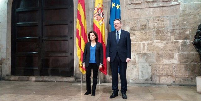 Soraya Sáenz de Santamaría y Ximo Puig en el Palau de la Generalitat