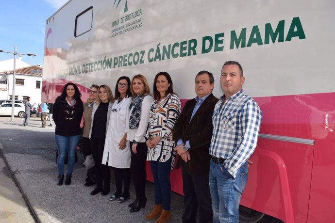 Autobús móvil cáncer de mama prevención diagnóstico precoz salud Junta