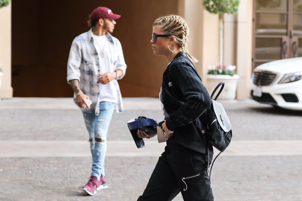 SOFIA RICHIE Y LEWIS HAMILTON