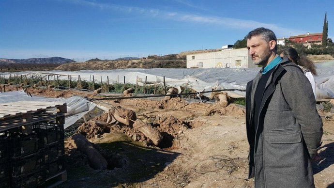 Urralburu visita invernadero Cehegín 