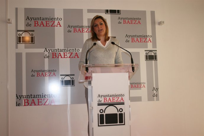 Imagen de archivo de la alcaldesa de Baeza, Dolores Marín