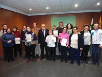 Cuatro alumnos con discapacidad realizan prácticas laborales en los servicios de Igualdad de la Junta