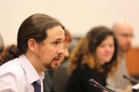 Iglesias niega pelea con Errejón: "No somos holandeses, somos españoles, y cuando hablamos, gesticulamos"