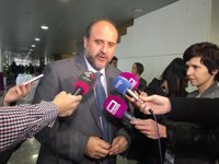 Junta dice que ha cumplido el 58% de los casi mil "compromisos" adquiridos por Page