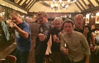 Geniales fotos del reencuentro del reparto de El señor de los anillos 15 años después