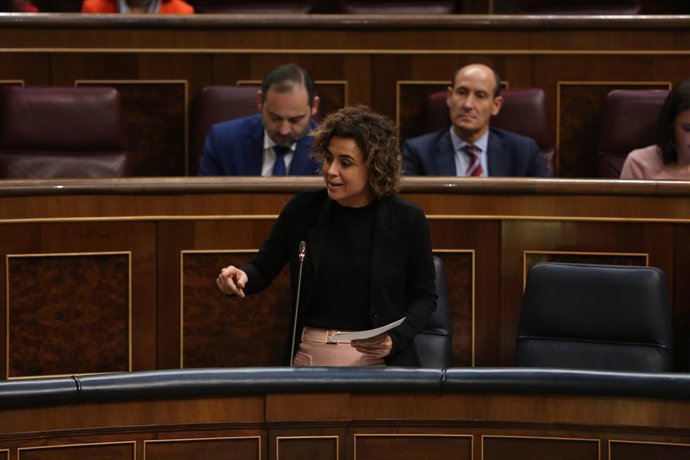 Dolors Montserrat en la sesión de control en el Gobierno
