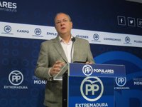 Monago pide un pleno monográfico sobre empleo para "cambiar el rumbo" de la región