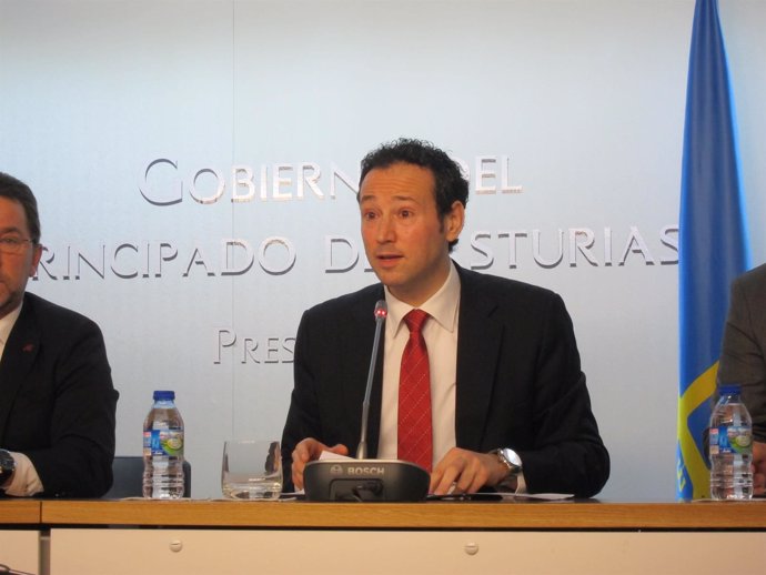 El consejero de presidencia, Guillermo Martínez