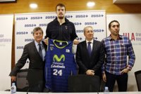 Balvin, un fichaje para "mirar menos hacia abajo y más hacia arriba"