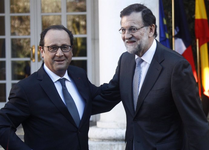 Rajoy recibe a Hollande en la Moncloa