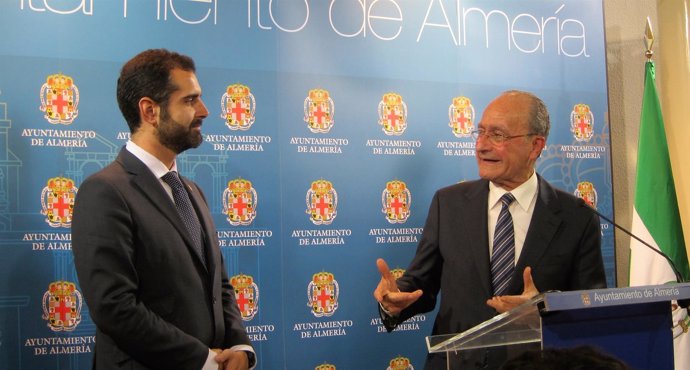 El alcalde de Almería y el alcalde de Málaga en rueda de prensa