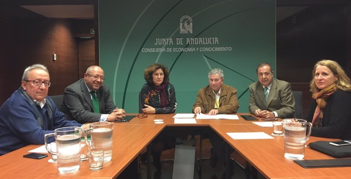 Fundación Descubre. Np La Fundación Descubre Firma Acuerdos Con La Federación Es