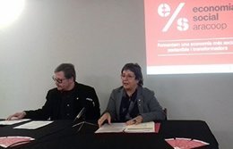 La consellera D.Bassa y el dtor. Grl. De Economía Social J.Vidal
