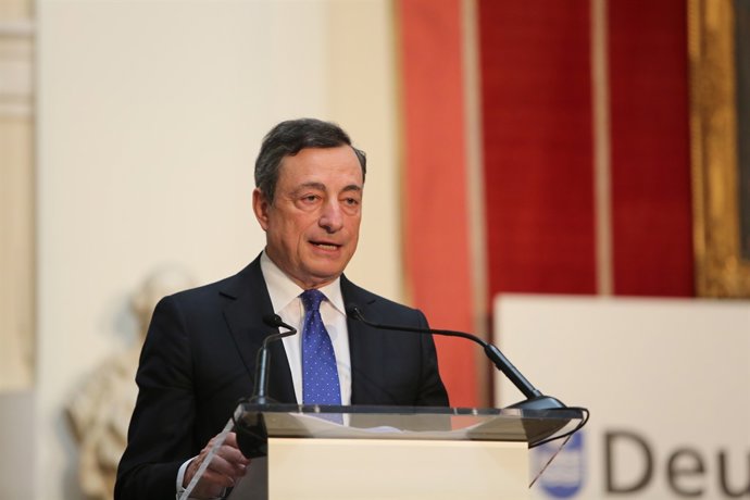 Mario Draghi participan en el centenario de Deusto Bussiness School