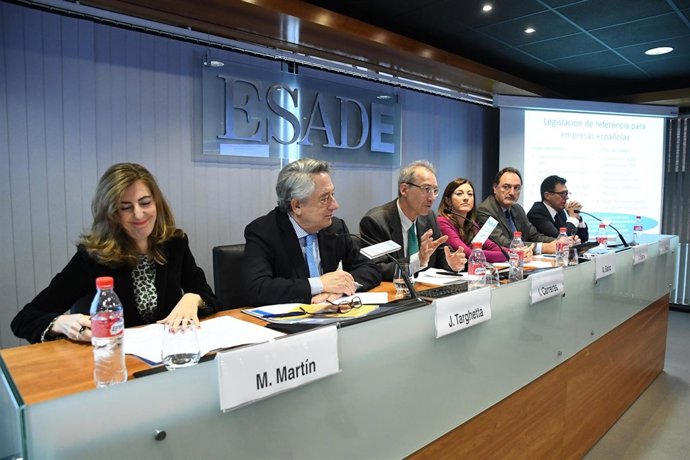 Np Atlantic Copper, Kpmg, Lilly Y Nh Hotel Group Coinciden En Esade En La Import