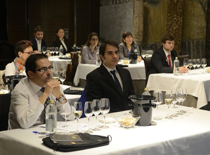 Parte teórica del concurso Mejor Sumiller Internacional en Cava