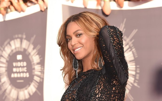 Enter caption here at The Forum on August 24, 2014 in Inglewood, California.