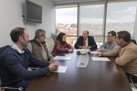 Mazón estudiará construir un parque infantil con zonas verdes en Villegar