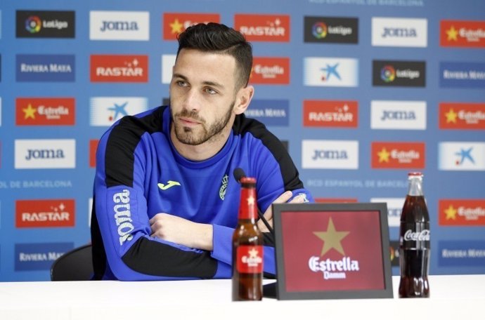 Álvaro Vázquez, jugador del RCD Espanyol en rueda de prensa 