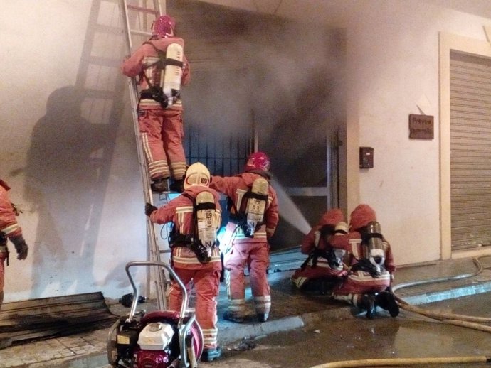 Imagen de archivo de un incendio en un edificio de Burjassot