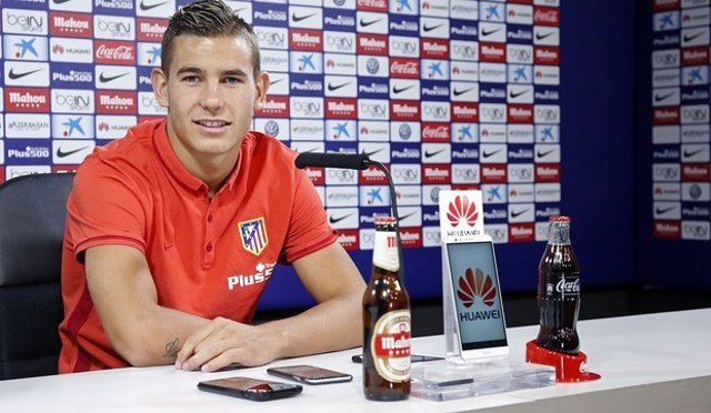 Lucas Hernández en roda de premsa