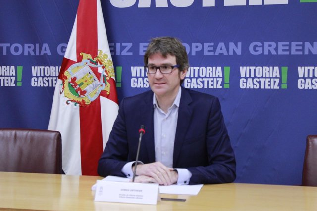 Gorka Urtaran, en rueda de prensa