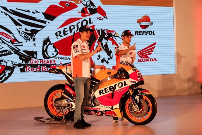 Marc Márquez y Dani Pedrosa presentan la nueva Honda RC213V